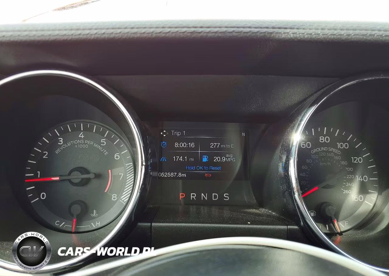 2017 Ford Mustang VIN:1FATP8UH9H5313429 - 9