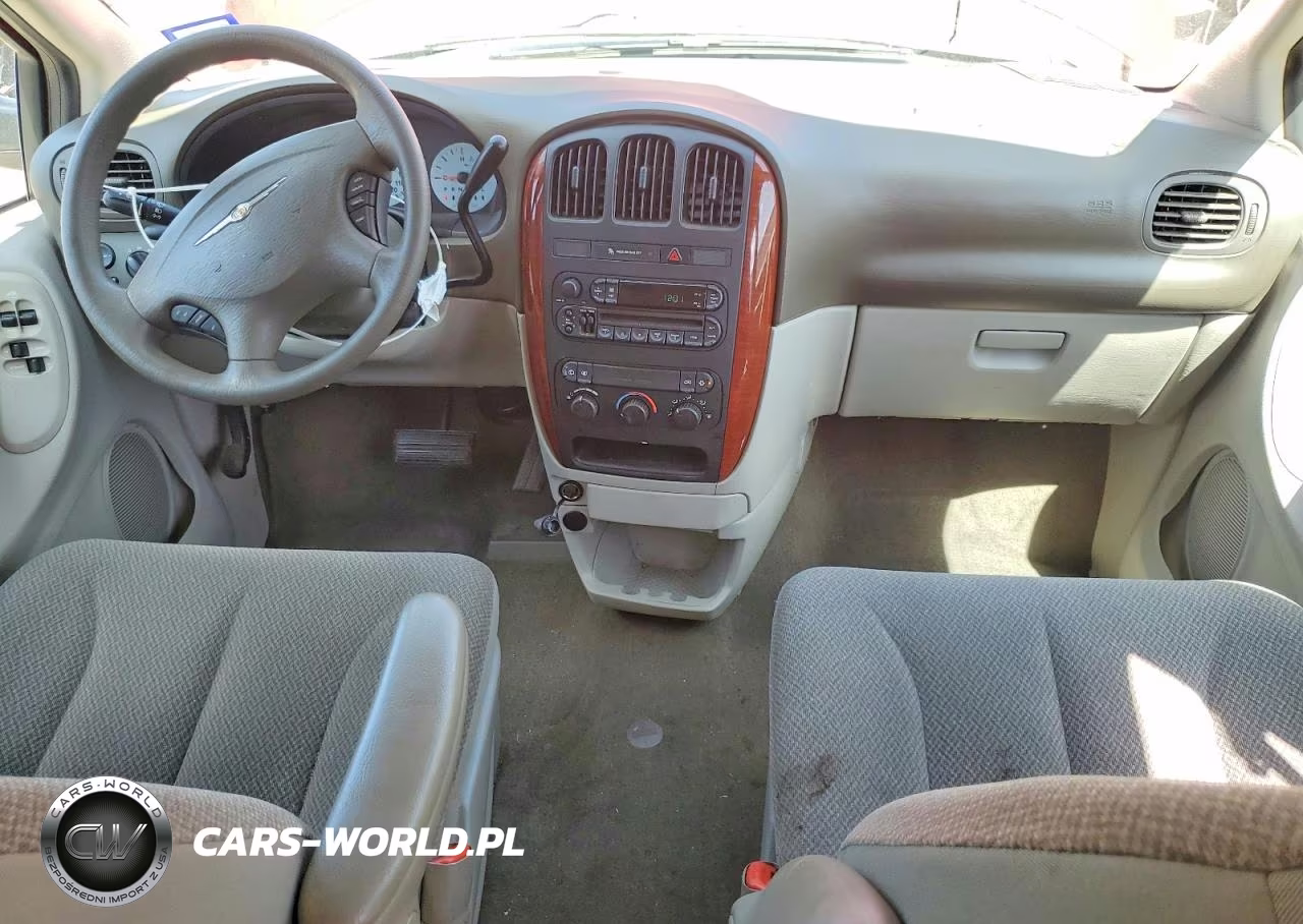 2005 Chrysler Town & Country Lx VIN:2C4GP44R95R141768 - 8