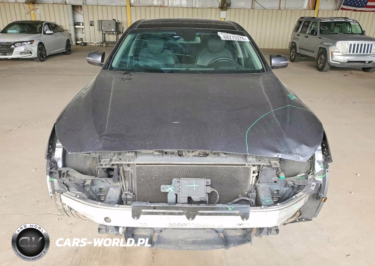 2015 Hyundai Genesis 3.8L VIN:KMHGN4JE8FU021046 - 5