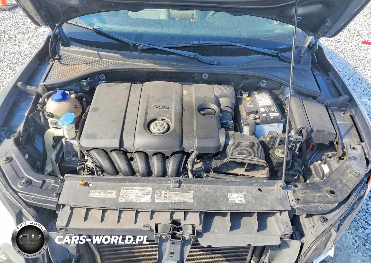 2013 Volkswagen Passat S VIN:1VWAH7A31DC093546 - 11