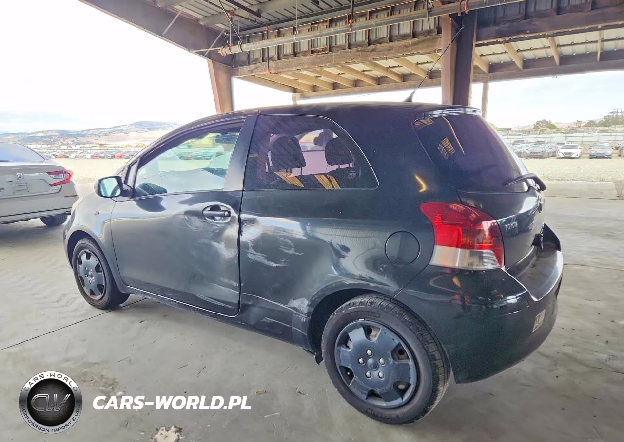 2011 Toyota Yaris Base VIN:JTDJT4K32B5341772 - 2