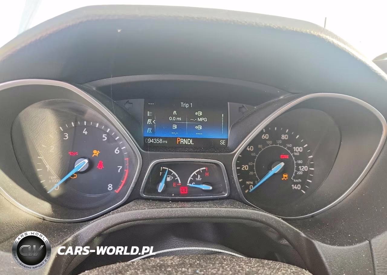 2015 Ford Focus Se VIN:1FADP3F2XFL329101 - 9