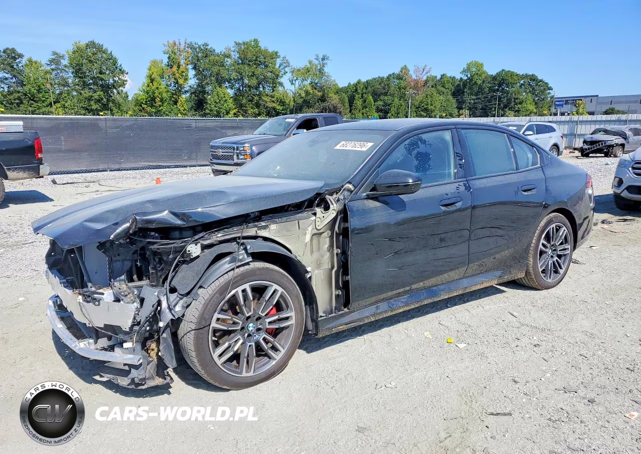 2026 BMW 530 Xi VIN:WBA53FJ06TCW65323 - 1