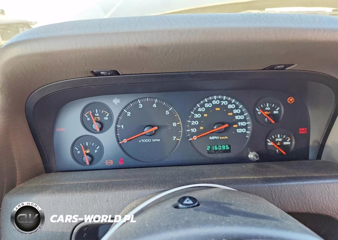 2000 Jeep Grand Cherokee Laredo VIN:1J4GW48N7YC109788 - 9