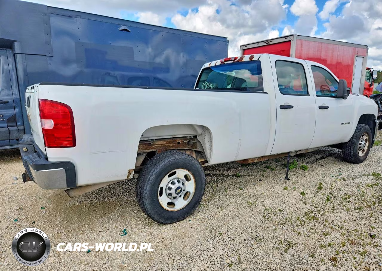 2013 Chevrolet Silverado C2500 Heavy Duty VIN:1GC1CVCG3DF194737 - 3