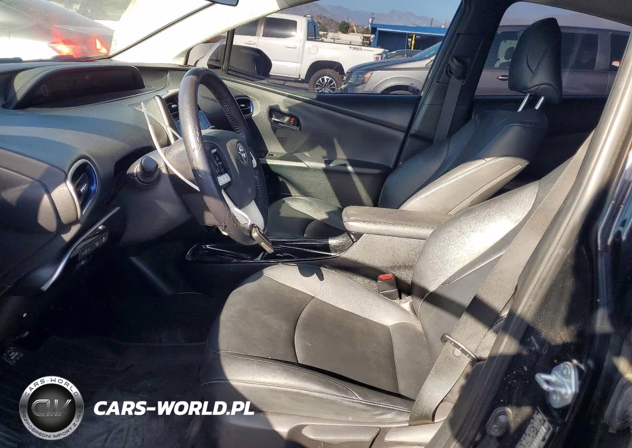2017 Toyota Prius Three Touring VIN:JTDKARFU0H3044241 - 7