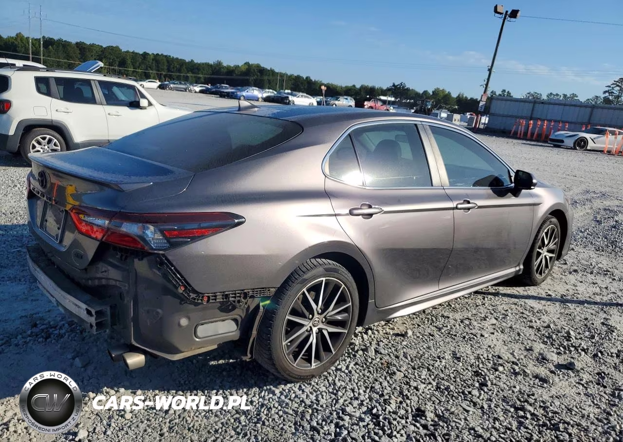 2021 Toyota Camry Se VIN:4T1G11AK6MU404612 - 3