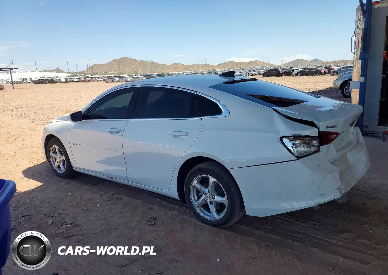 2018 Chevrolet Malibu Ls VIN:1G1ZC5STXJF104652 - 2