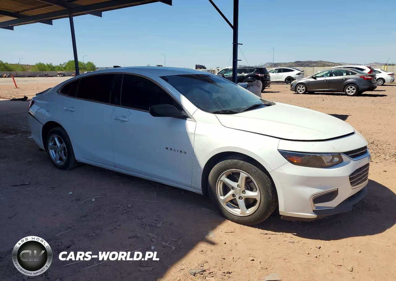 2018 Chevrolet Malibu Ls VIN:1G1ZC5STXJF104652 - 4
