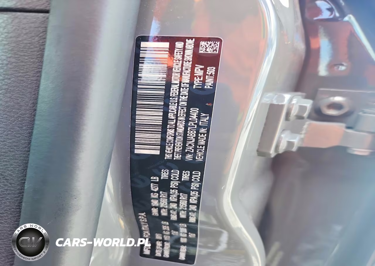 2020 Jeep Renegade Latitude VIN:ZACNJABB7LPL04400 - 13