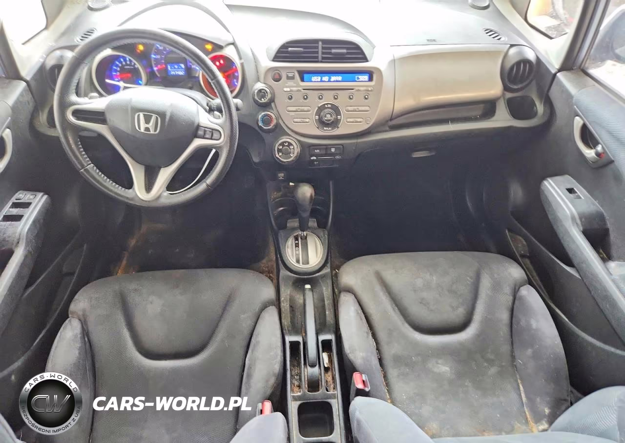2011 Honda Fit Sport VIN:JHMGE8H58BC020043 - 7