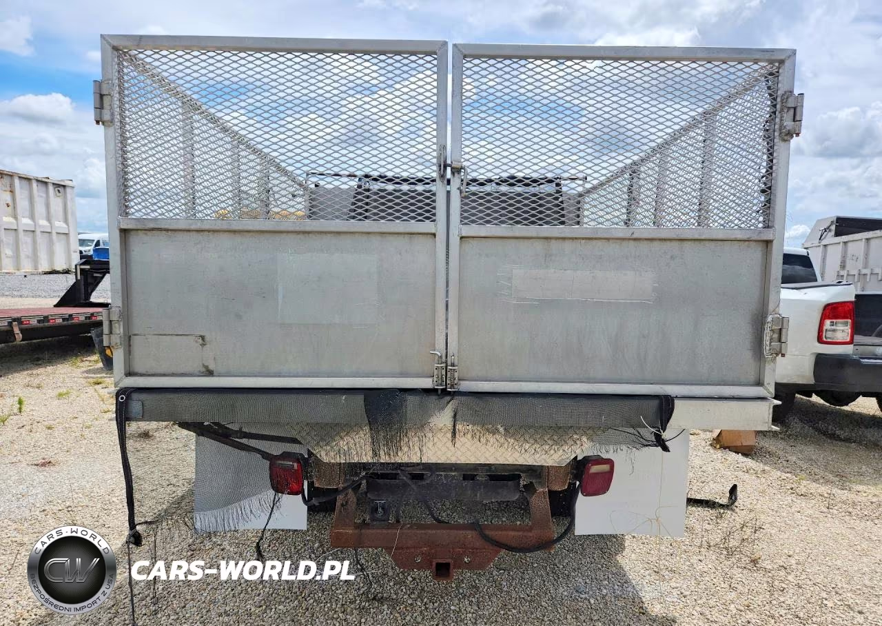 2013 GMC Sierra Dump Truck VIN:1GD412CG7DF187769 - 6