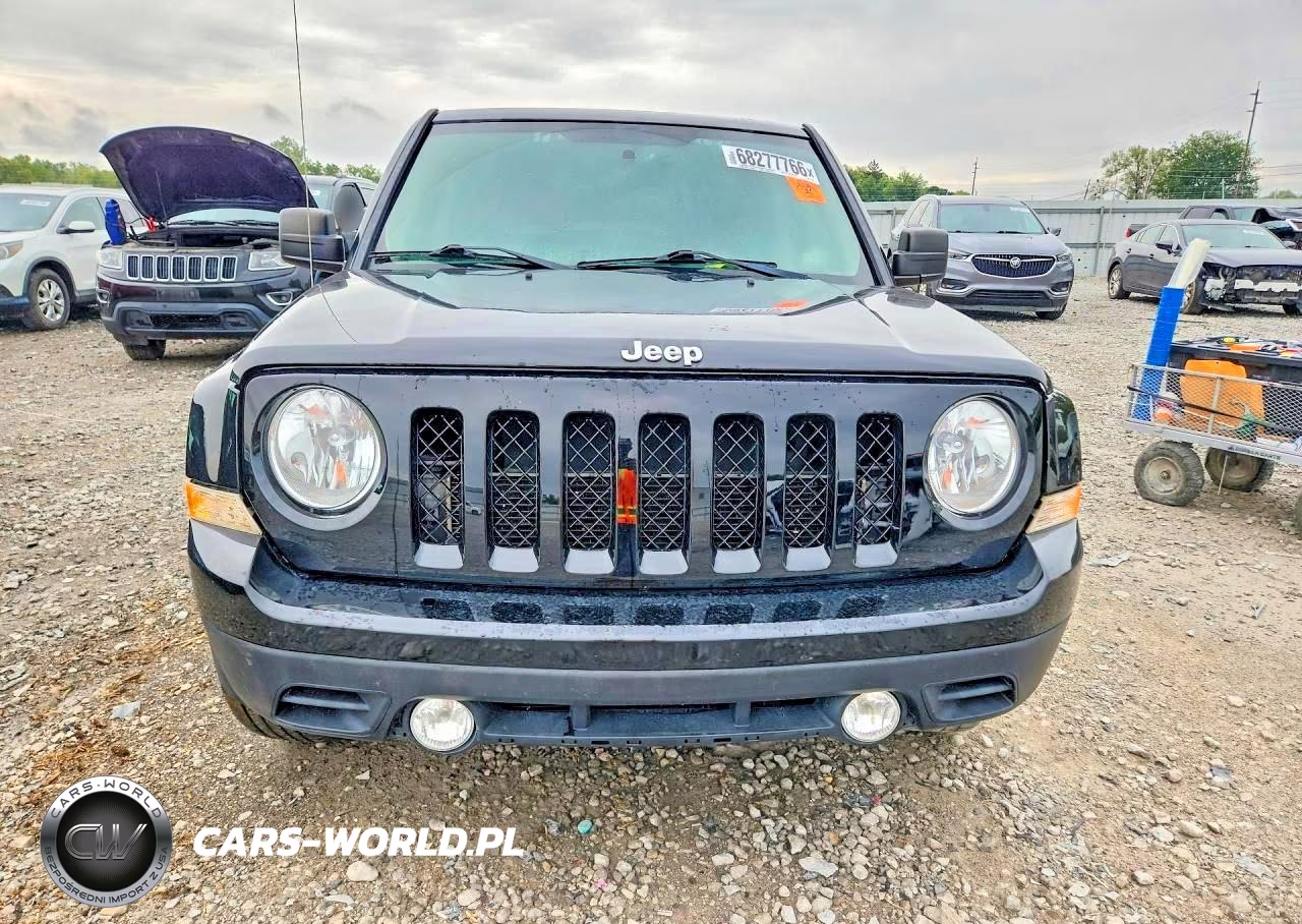 2016 Jeep Patriot Latitude VIN:1C4NJRFB7GD673192 - 5