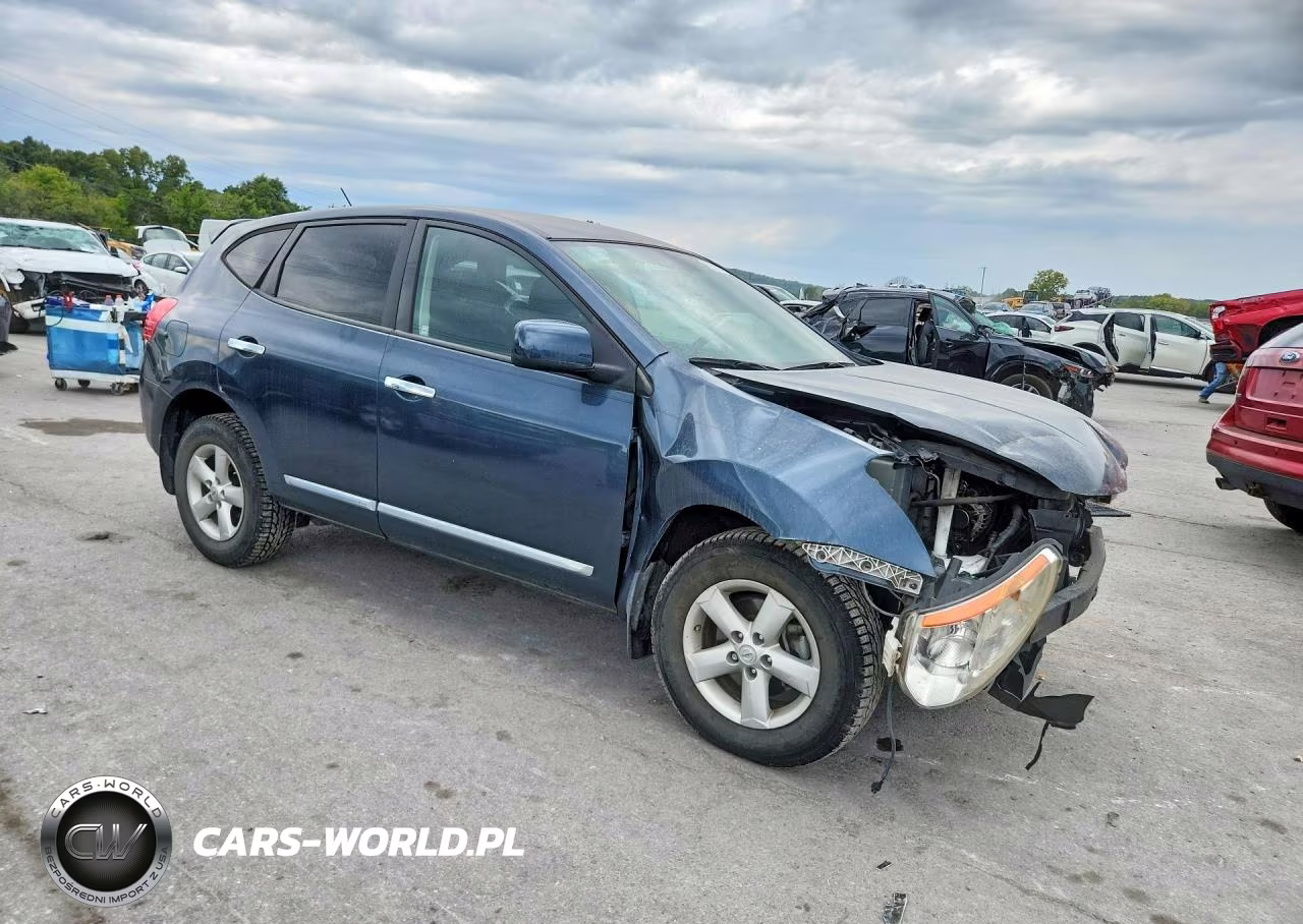 2013 Nissan Rogue S VIN:JN8AS5MT8DW035926 - 4