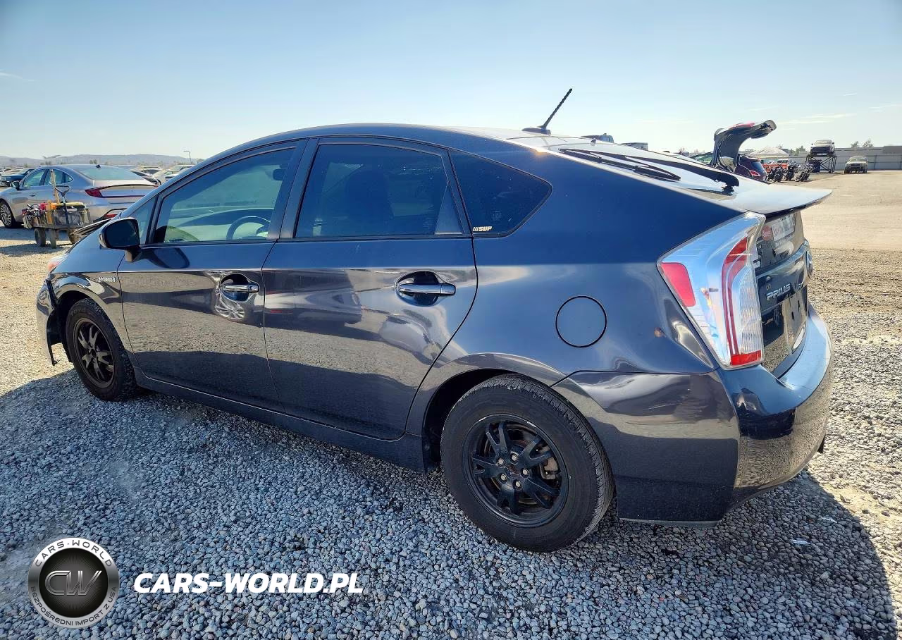 2014 Toyota Prius Three VIN:JTDKN3DU7E1757794 - 2
