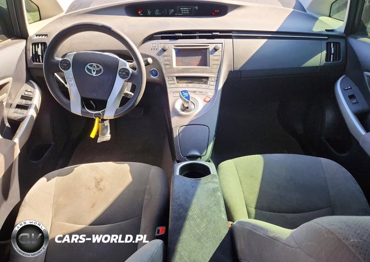 2014 Toyota Prius Three VIN:JTDKN3DU7E1757794 - 8