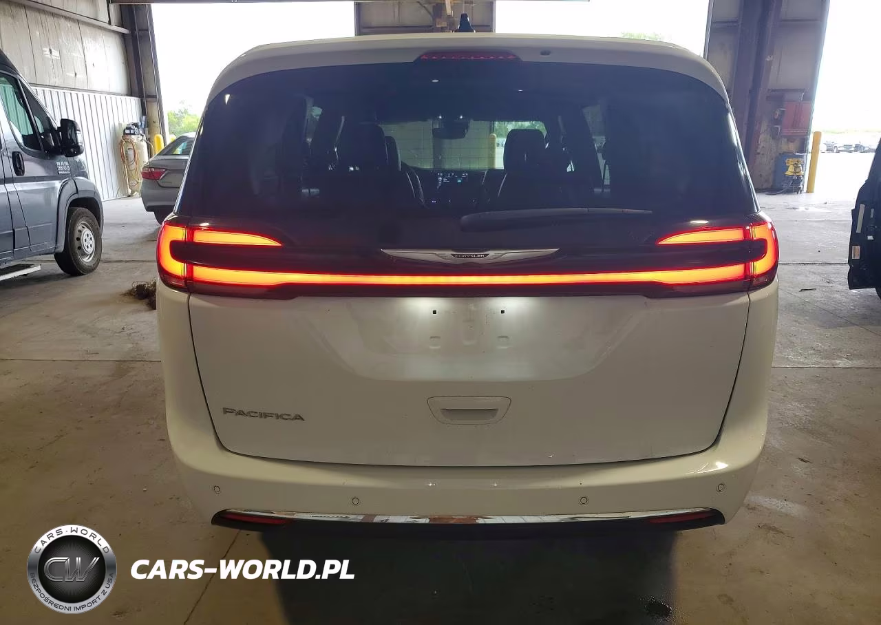 2025 Chrysler Pacifica Select VIN:2C4RC1BG1SR599675 - 6