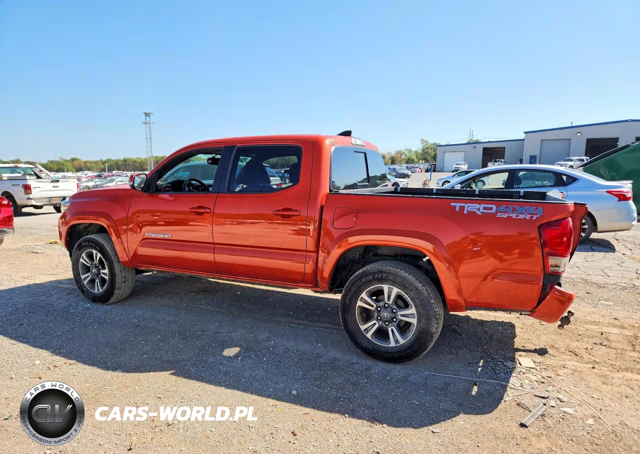 2017 Toyota Tacoma Trd Sport VIN:5TFCZ5AN2HX066918 - 2