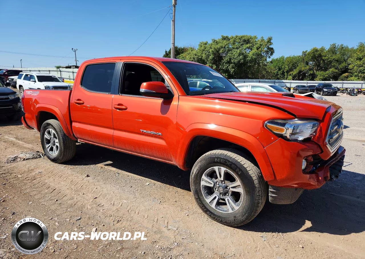 2017 Toyota Tacoma Trd Sport VIN:5TFCZ5AN2HX066918 - 4