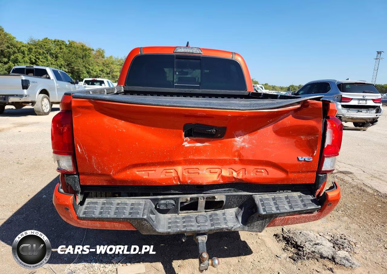 2017 Toyota Tacoma Trd Sport VIN:5TFCZ5AN2HX066918 - 6