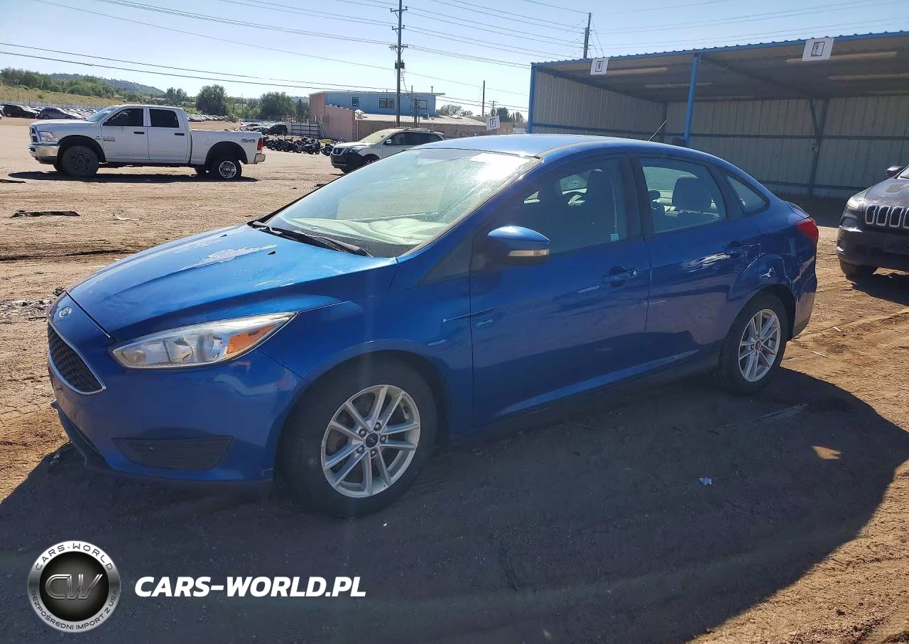 2018 Ford Focus Se VIN:1FADP3F21JL217120 - 1