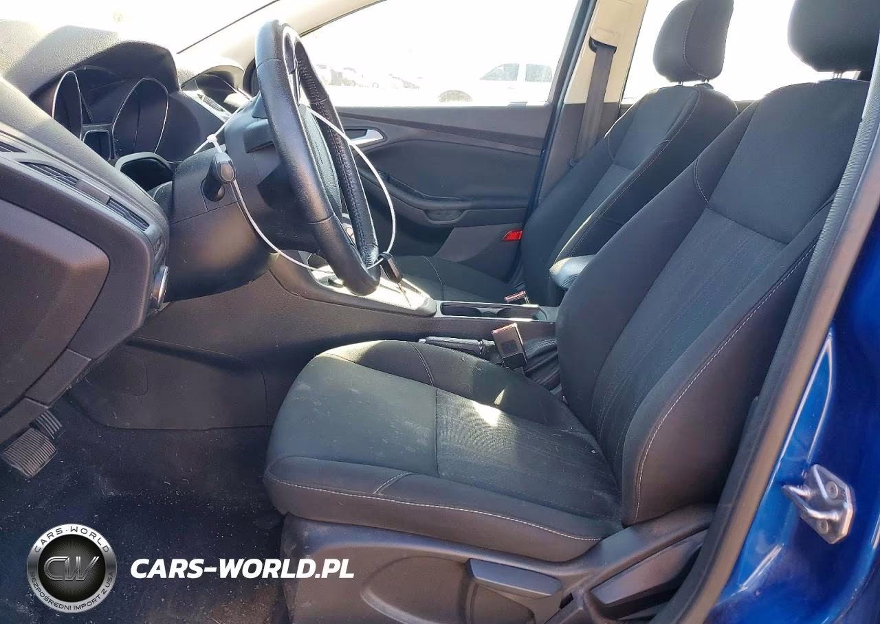 2018 Ford Focus Se VIN:1FADP3F21JL217120 - 7