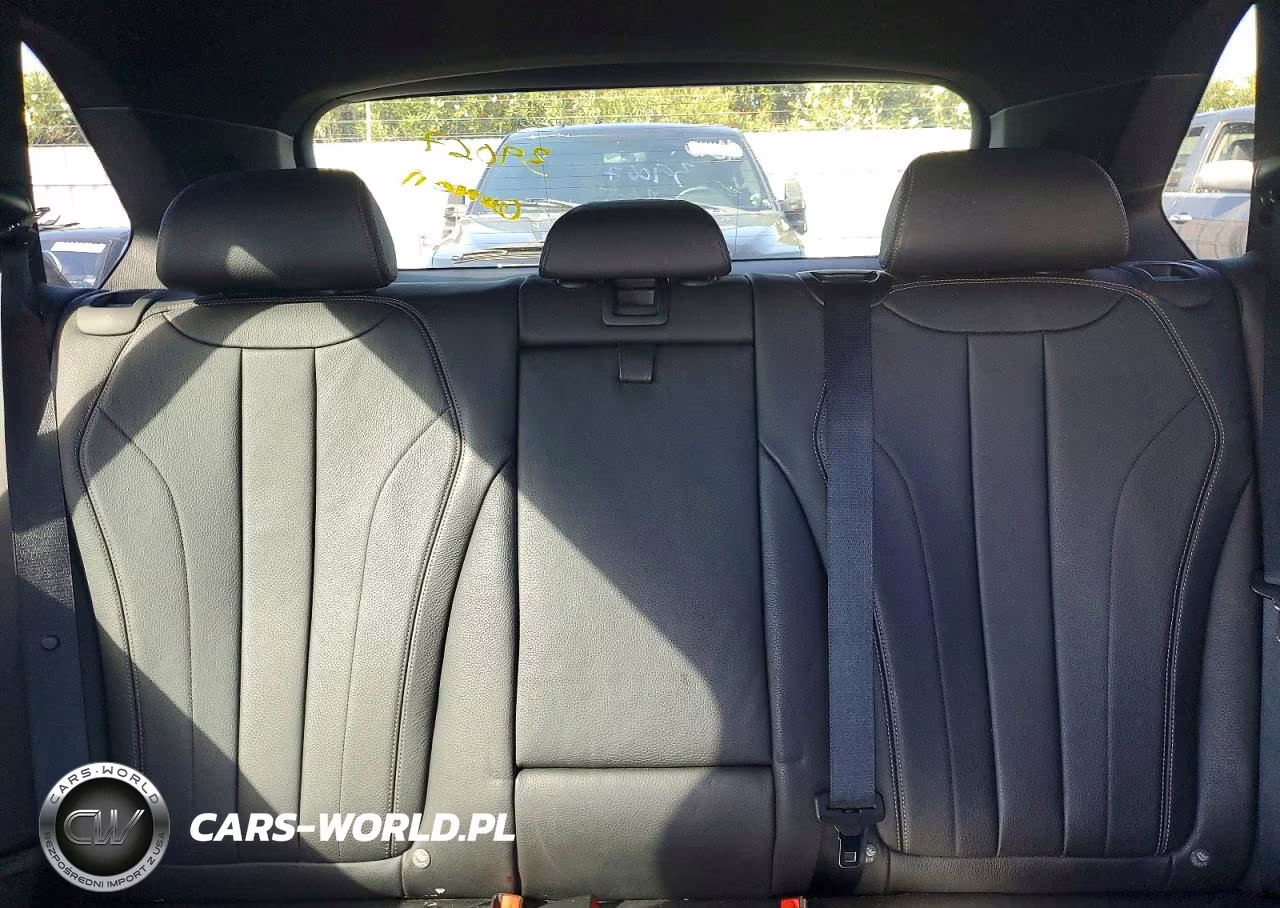 2018 BMW X5 Xdr40E VIN:5UXKT0C57J0W01560 - 10