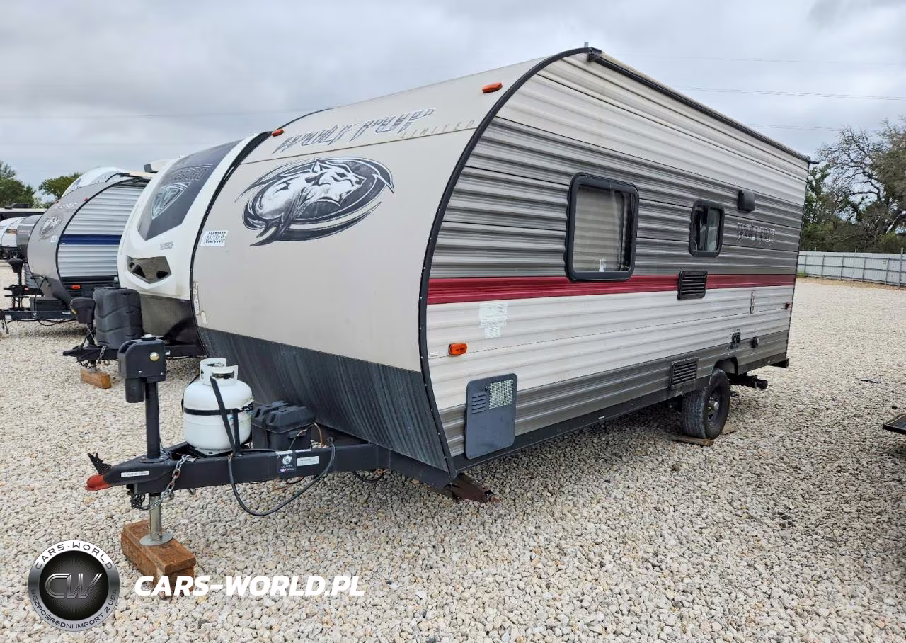 2018 Forest River Wolf Pup Camper VIN:4X4TCK610JK048114 - 2