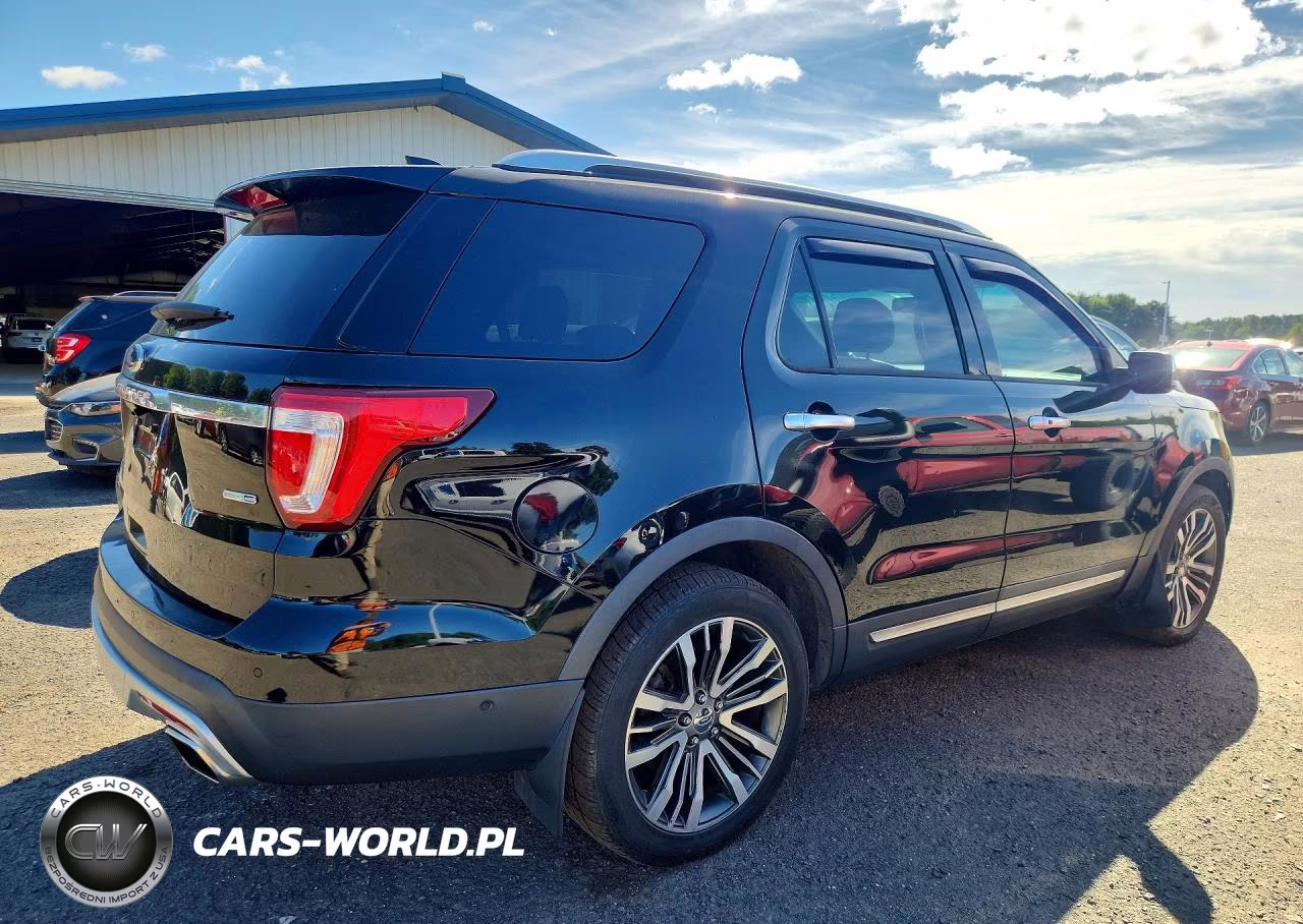 2017 Ford Explorer Platinum VIN:1FM5K8HT0HGA14914 - 3