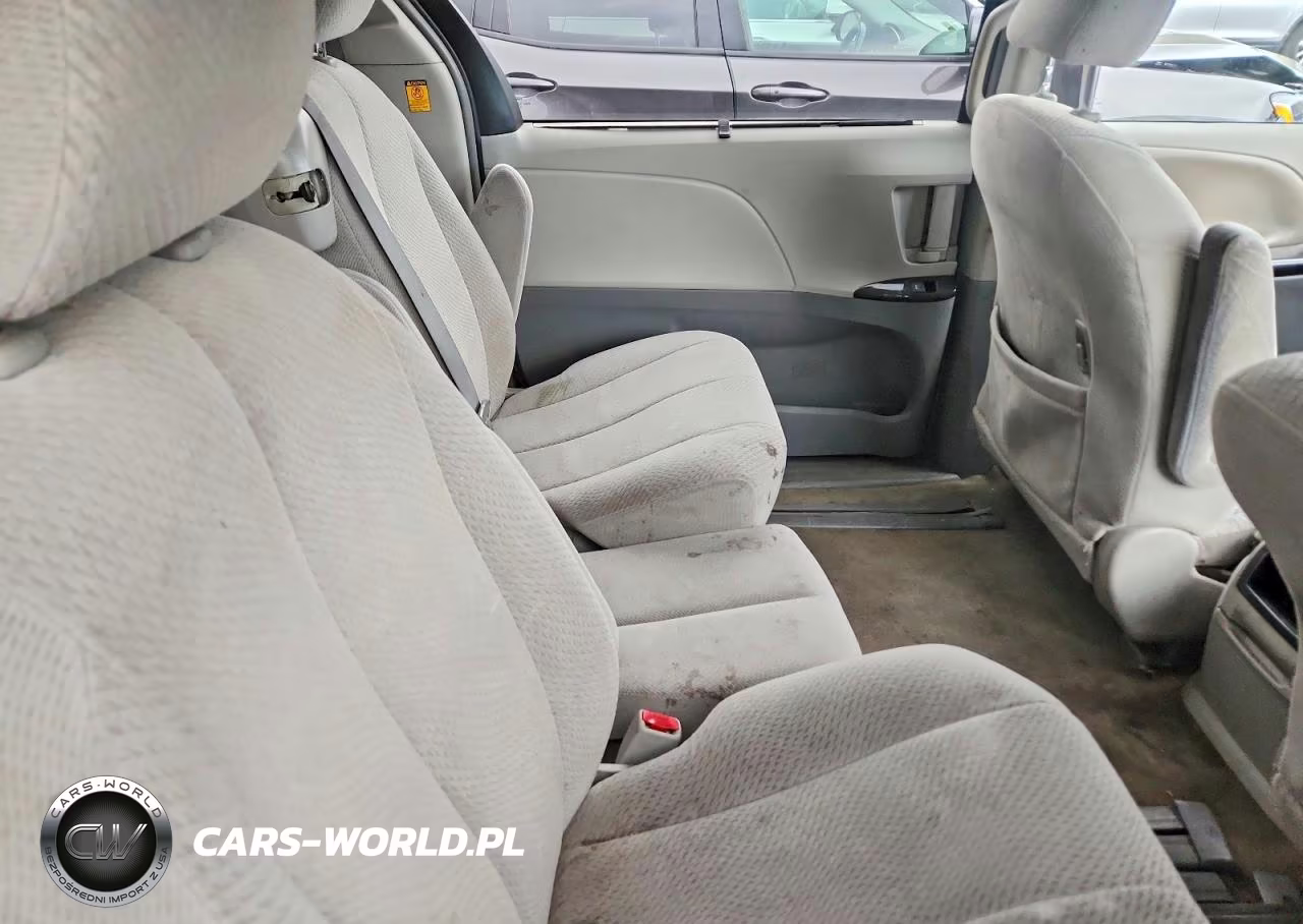 2013 Toyota Sienna Le VIN:5TDKK3DC0DS355245 - 11