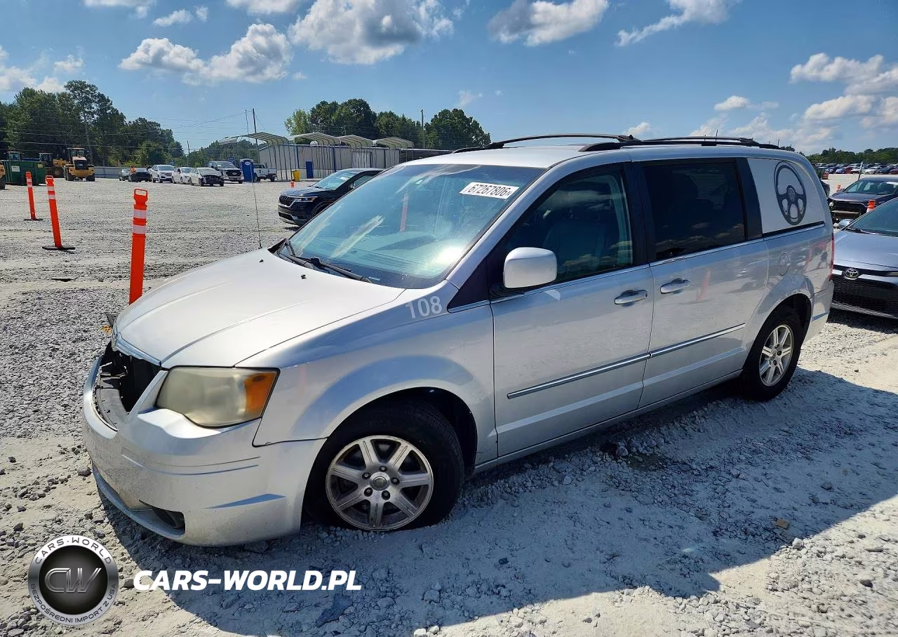 2009 Chrysler Town & Country Touring