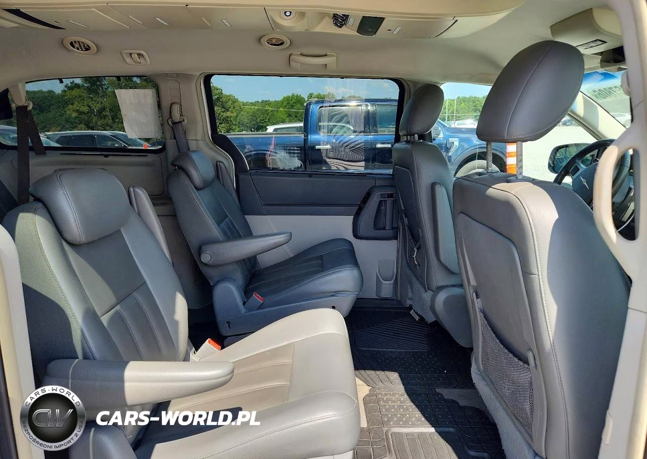 2009 Chrysler Town & Country Touring VIN:2A8HR54129R629781 - 11