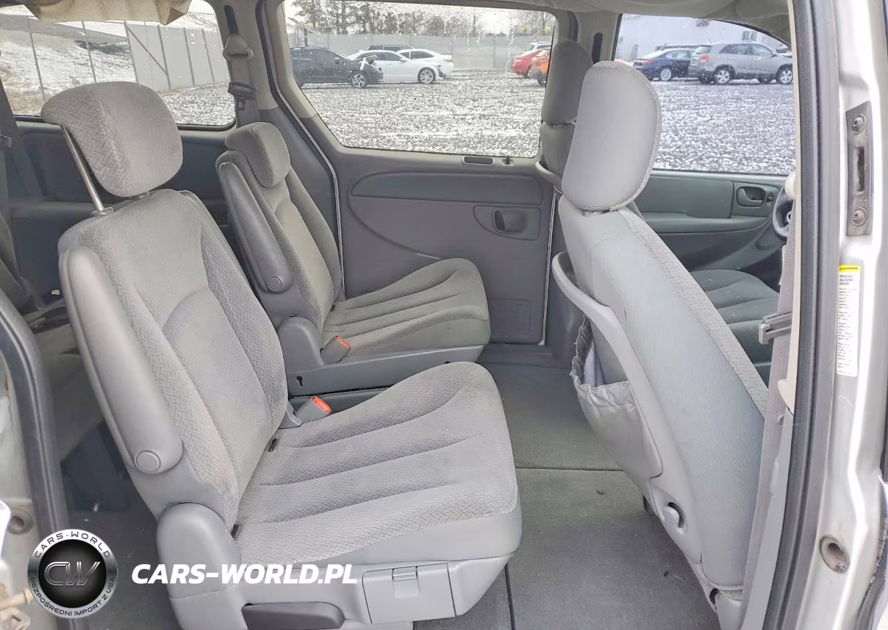 2005 Chrysler Town & Country Touring VIN:2C4GP54L85R575343 - 11