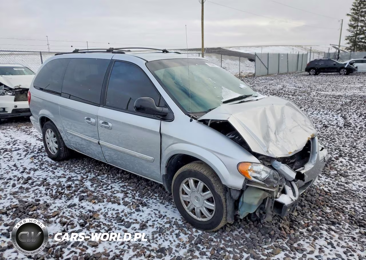 2005 Chrysler Town & Country Touring VIN:2C4GP54L85R575343 - 4