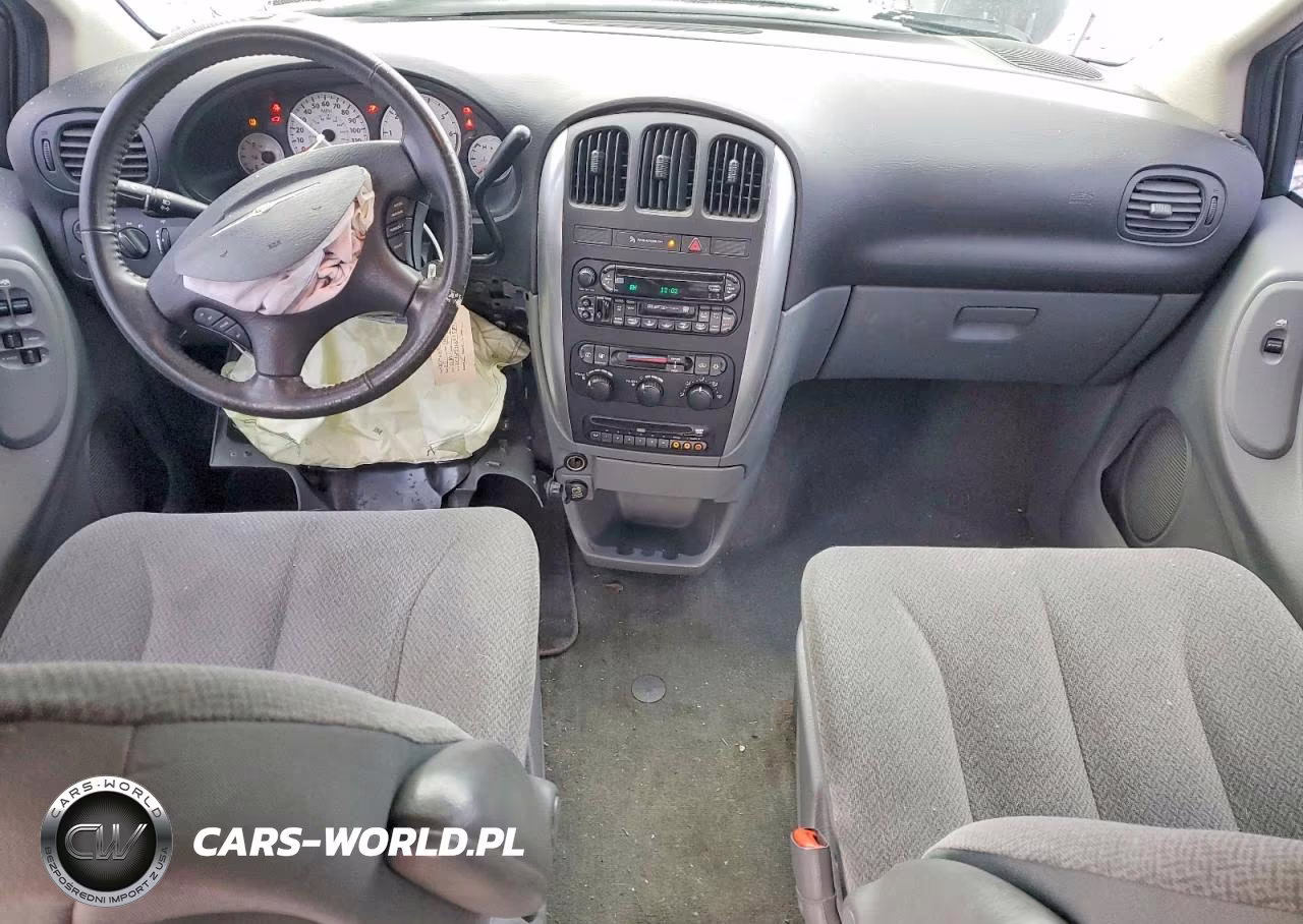 2005 Chrysler Town & Country Touring VIN:2C4GP54L85R575343 - 8