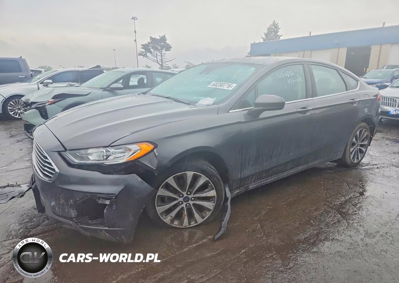 2020 Ford Fusion Se – zdjęcie 1 z 12