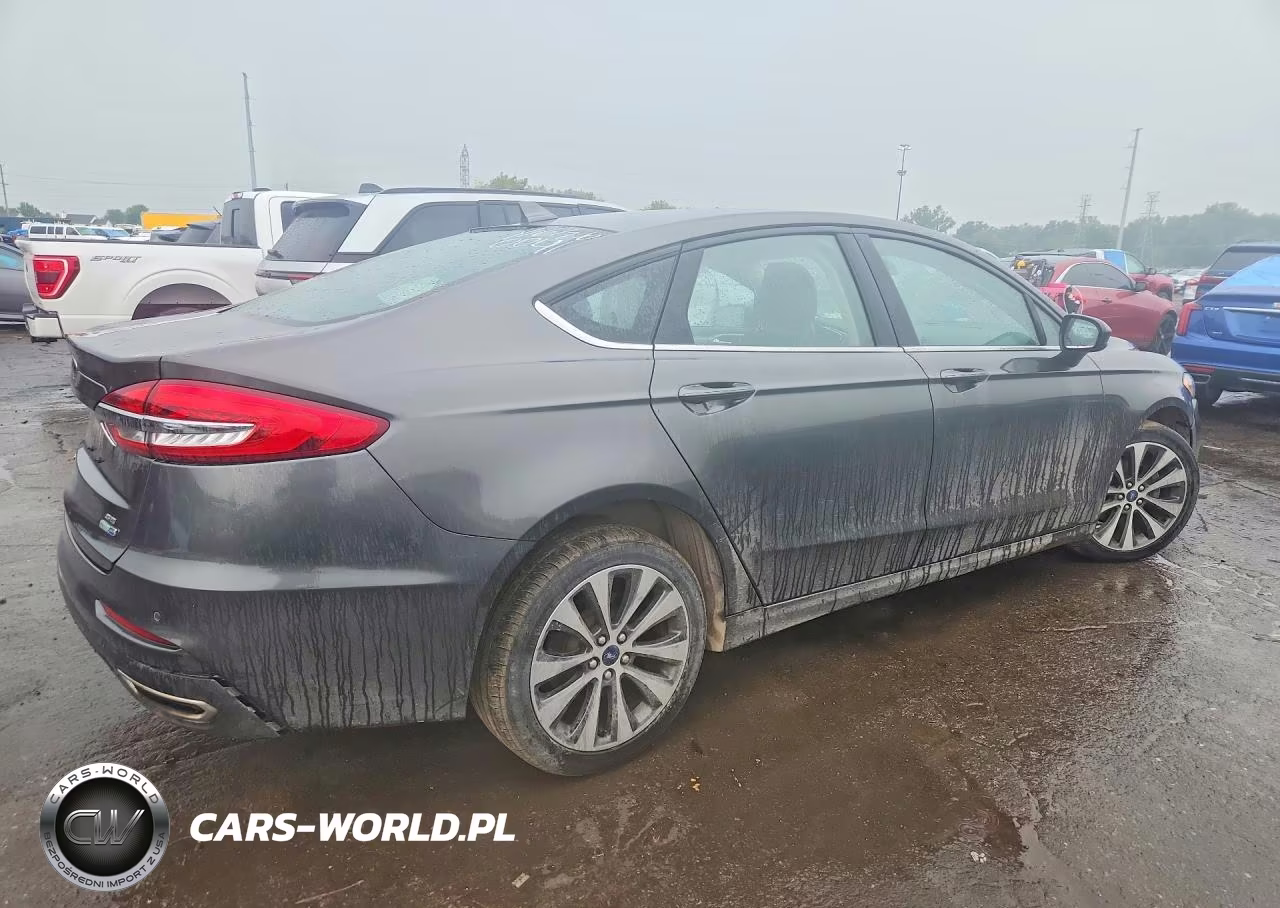 2020 Ford Fusion Se VIN:3FA6P0T99LR180041 - 3