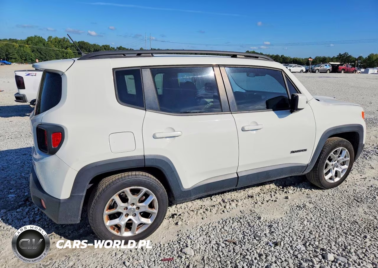 2015 Jeep Renegade Latitude VIN:ZACCJABT6FPC05316 - 3