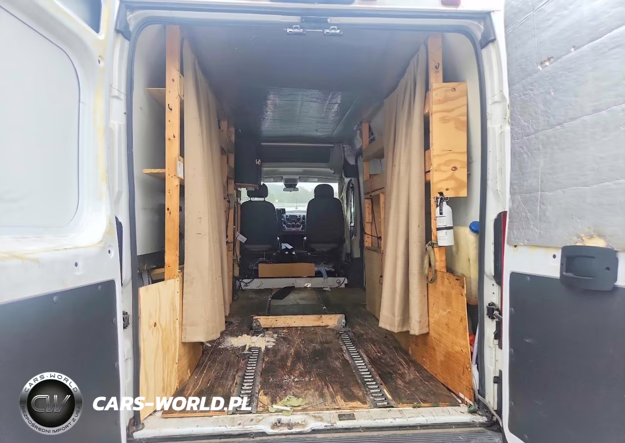 2021 Ram Promaster 2500 Delivery Van VIN:3C6LRVDG2ME517926 - 10