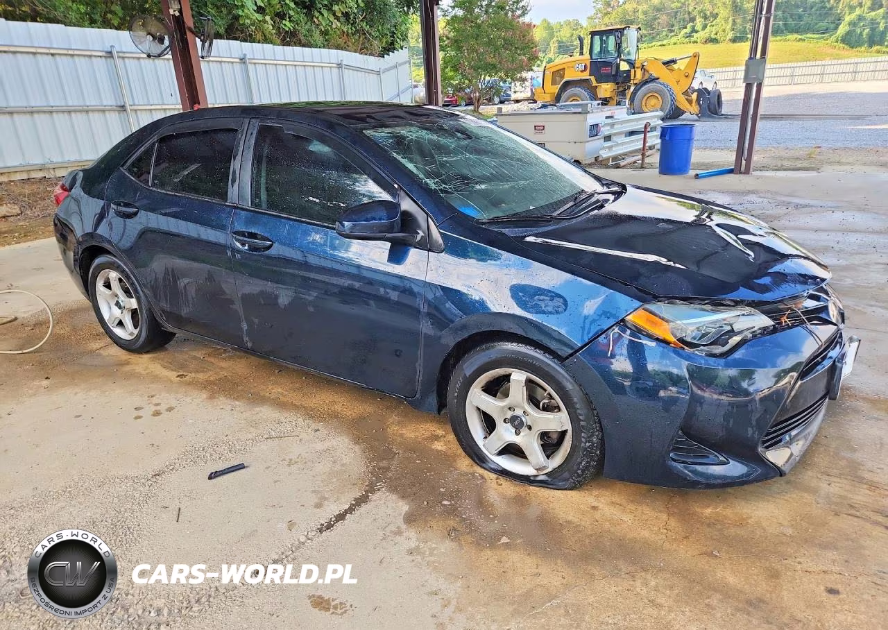 2019 Toyota Corolla Le VIN:2T1BURHE4KC240002 - 4