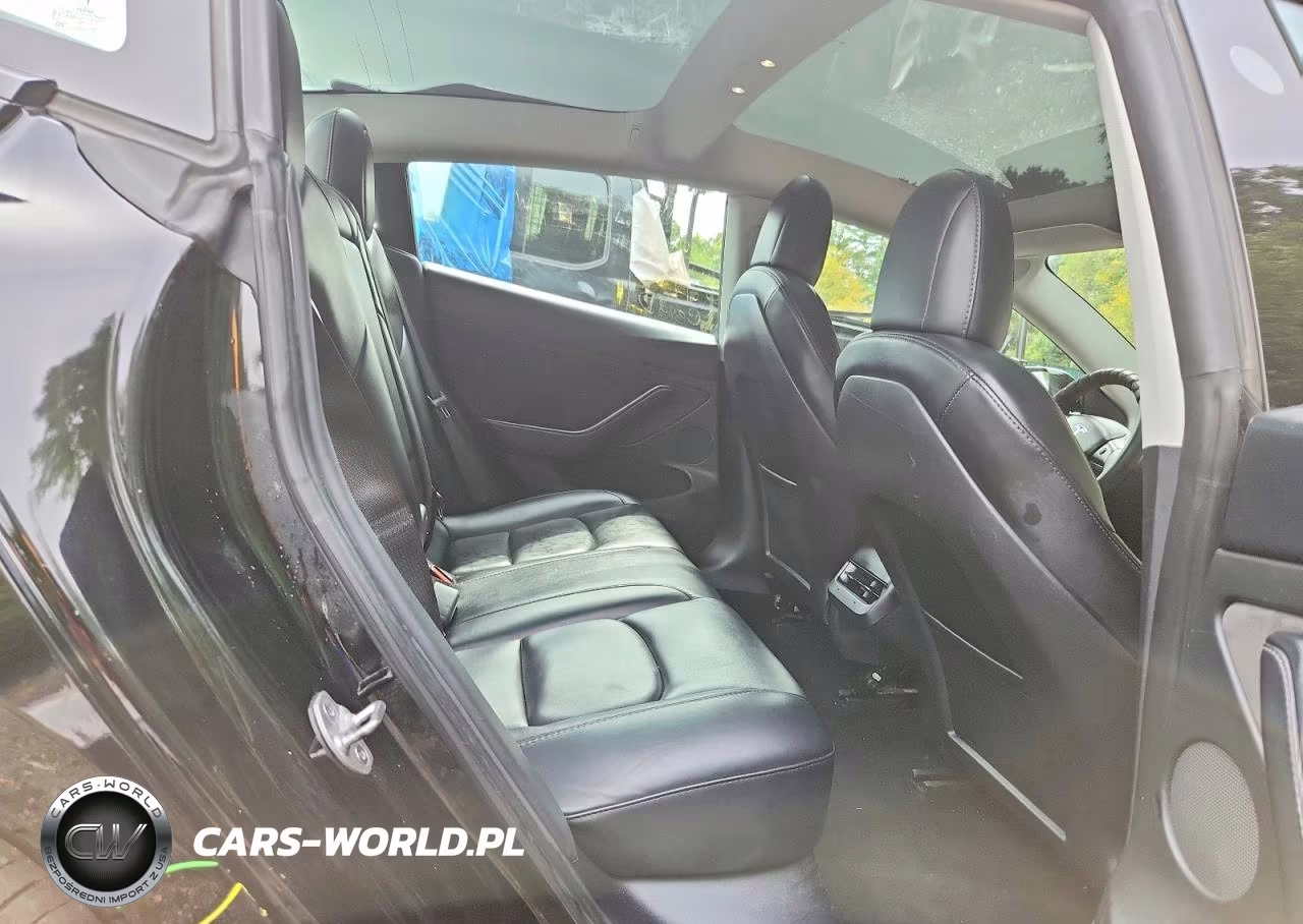 2022 Tesla Model 3 VIN:5YJ3E1EA9NF370197 - 10