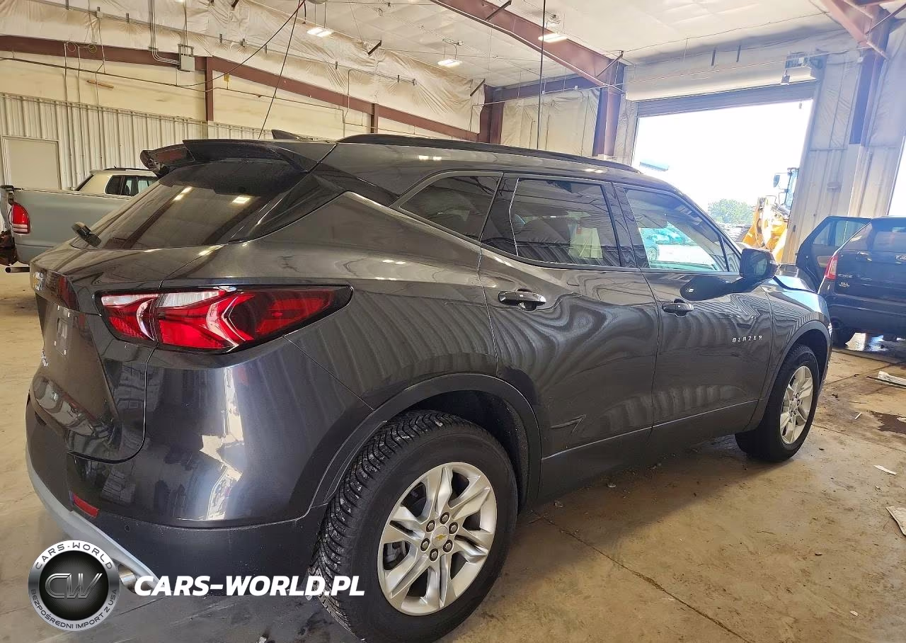 2022 Chevrolet Blazer 2Lt VIN:3GNKBHR40NS156425 - 3
