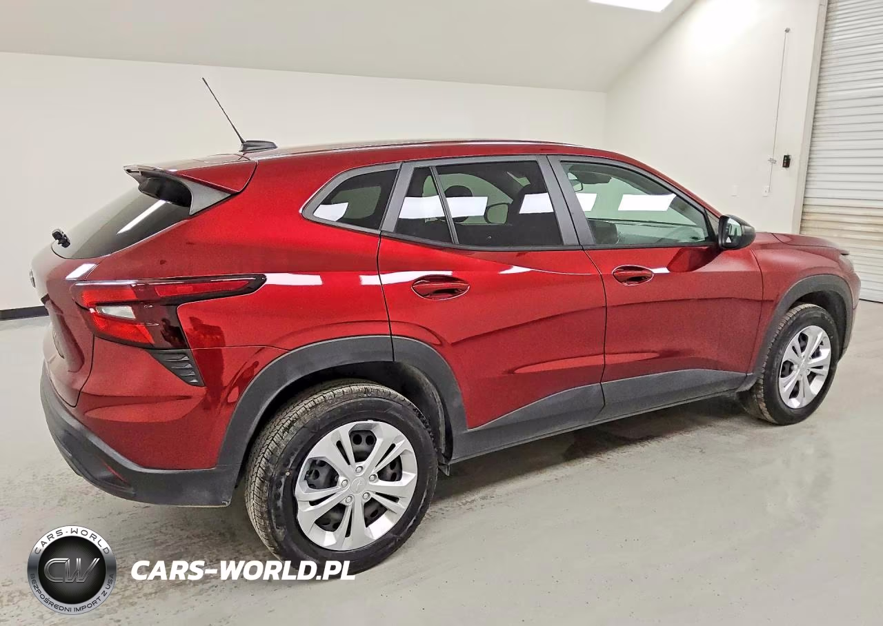 2024 Chevrolet Trax Ls VIN:KL77LFE23RC245788 - 3