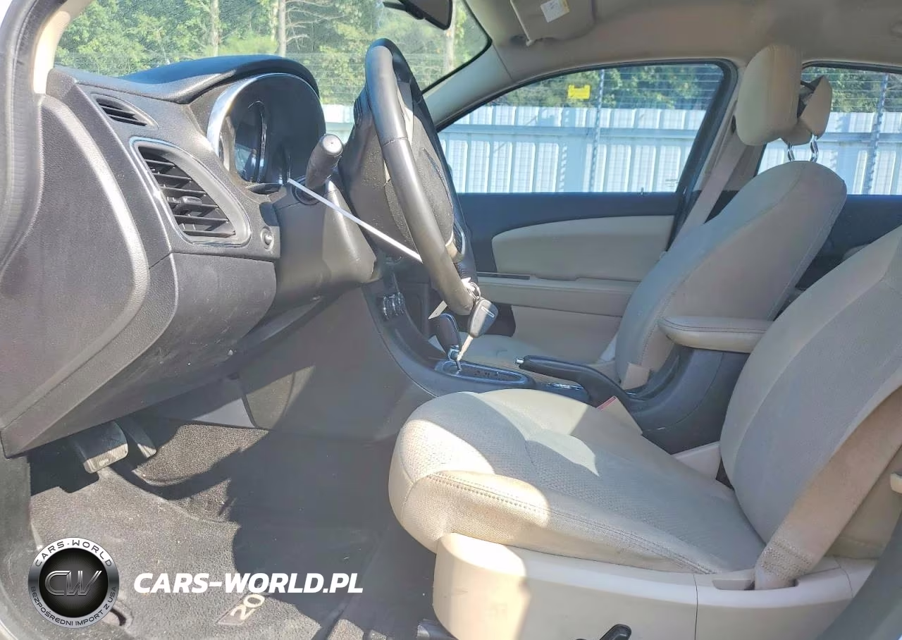 2014 Chrysler 200 Touring VIN:1C3CCBBB5EN165121 - 7