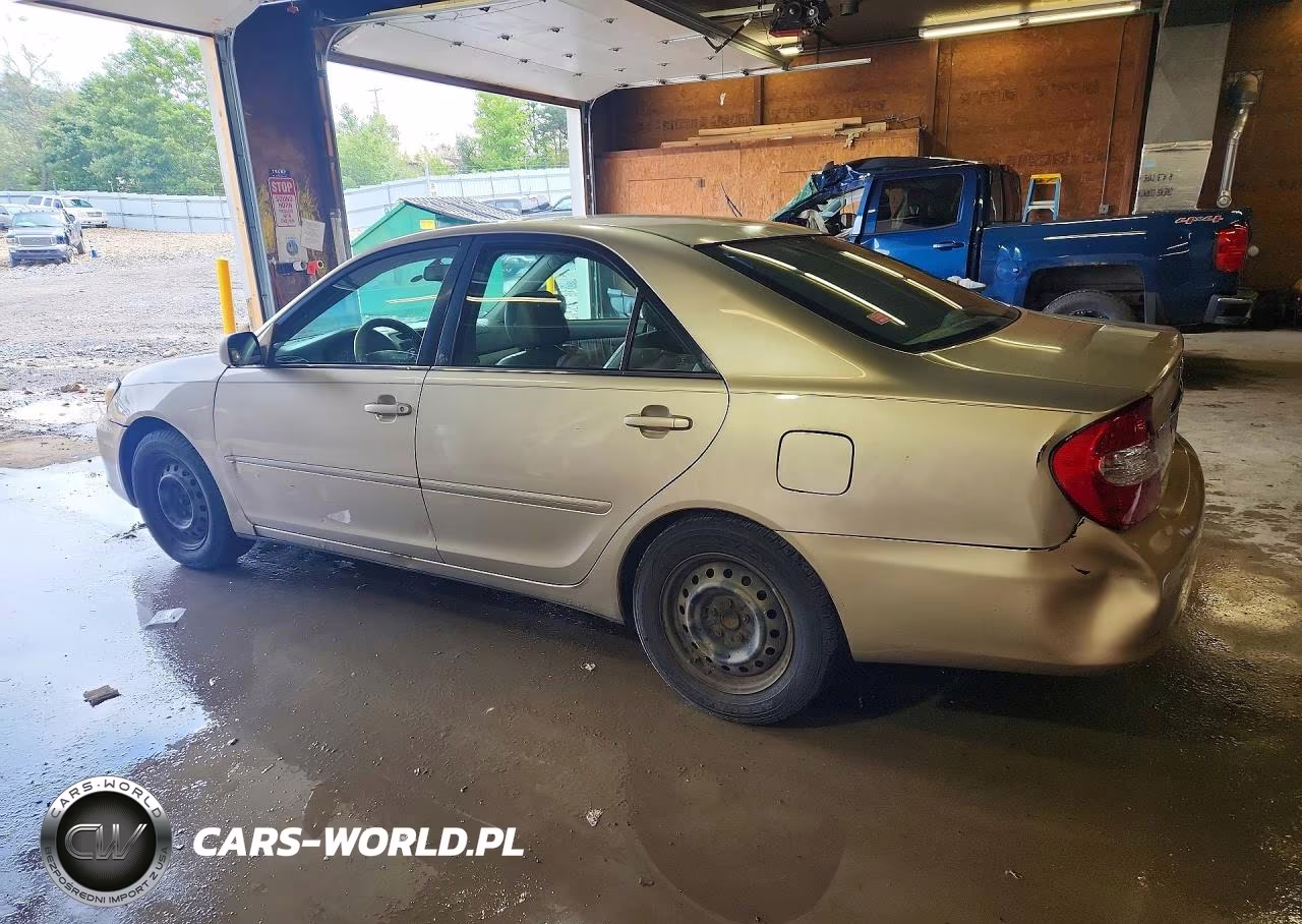 2002 Toyota Camry Xle V6 VIN:4T1BF30K72U531777 - 2