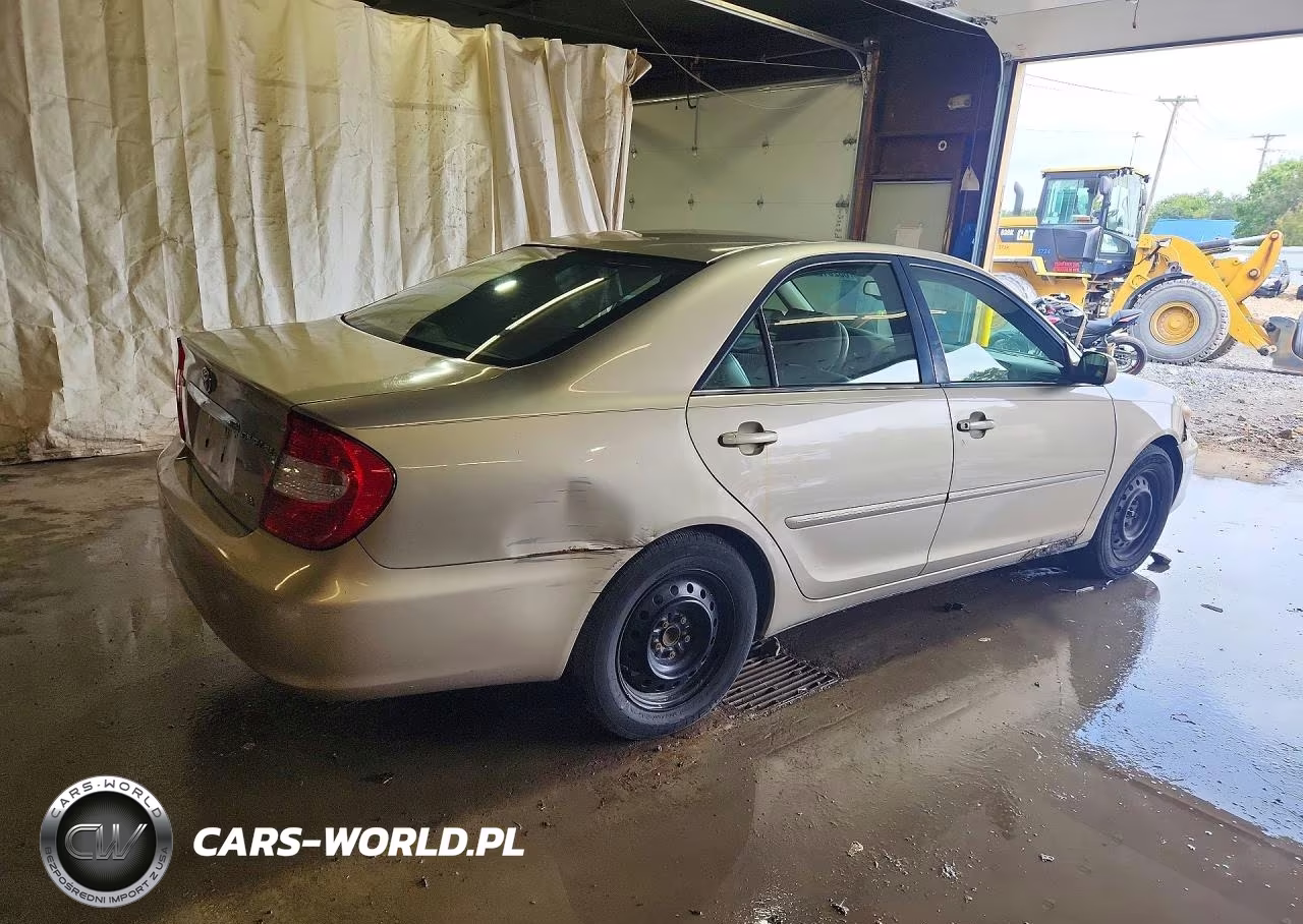 2002 Toyota Camry Xle V6 VIN:4T1BF30K72U531777 - 3
