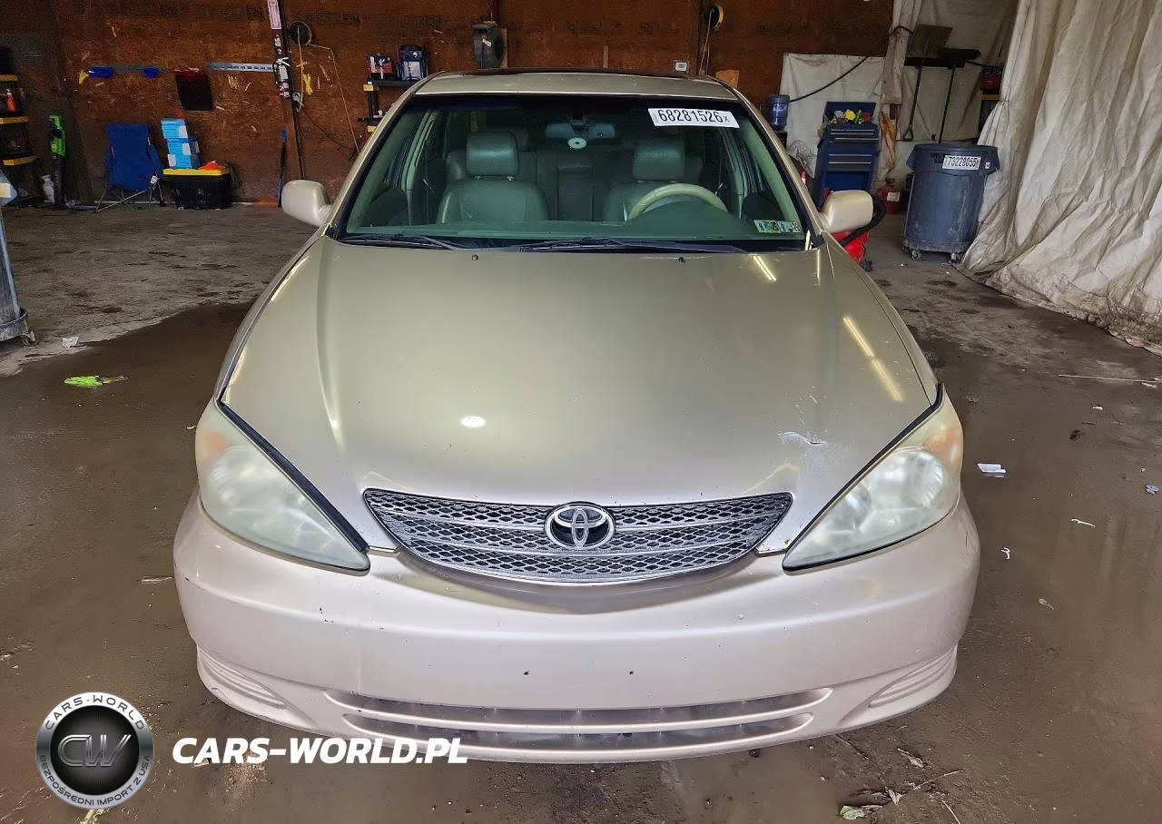 2002 Toyota Camry Xle V6 VIN:4T1BF30K72U531777 - 5