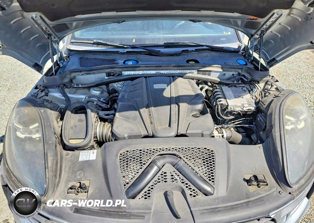 2020 Porsche Macan S VIN:WP1AB2A57LLB30671 - 12