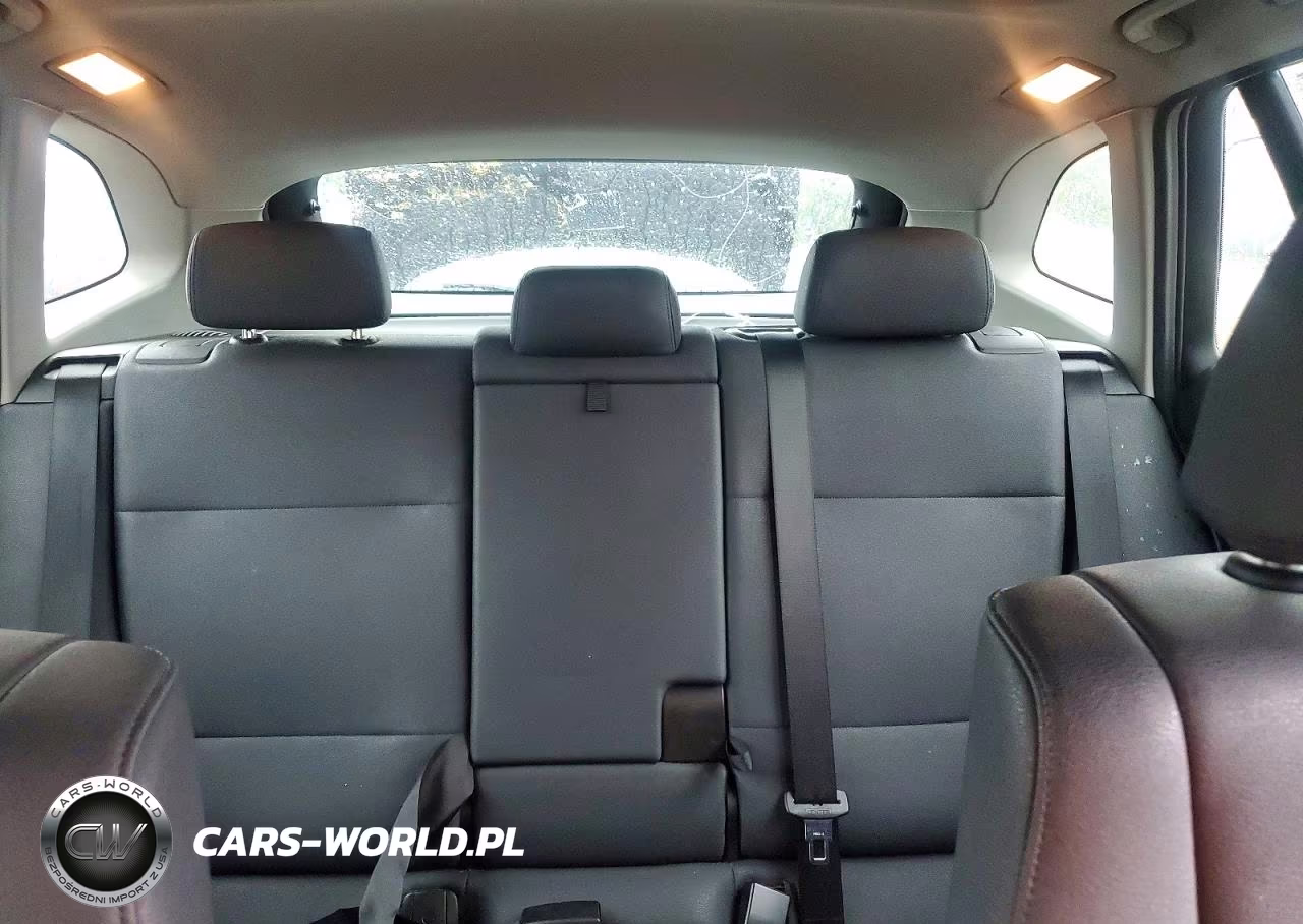 2015 BMW X1 xDrive28I VIN:WBAVL1C59FVY37039 - 10
