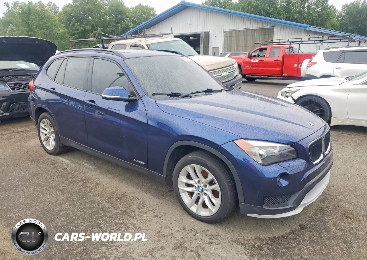 2015 BMW X1 xDrive28I VIN:WBAVL1C59FVY37039 - 4